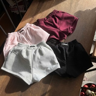 [SẢN PHẨM MỚI] Quần Short Nữ Nỉ Bông SSS.A Ống Rộng Freesize Thoải Mái Lưng Chun Bản To Nhiều Màu | SSSTore.Aesthetic