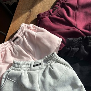 [SẢN PHẨM MỚI] Quần Short Nữ Nỉ Bông SSS.A Ống Rộng Freesize Thoải Mái Lưng Chun Bản To Nhiều Màu | SSSTore.Aesthetic