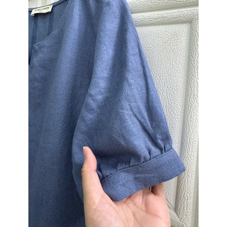 Áo kiểu nữ Linen cổ V tay phồng. JUNE LINEN A40.