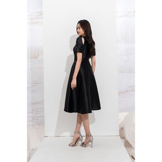 Đầm Dạ Hội Dáng Xòe Tay Cutout Đính Đá Thanh Lịch, Sang Trọng SHE'S BACK S63L22Q049
