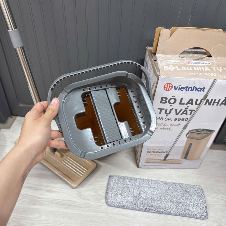 Bộ Lau Nhà Tự Vắt Thông Minh Xoay 360 độ, Cây Lau Nhà Tự Vắt Tiện Lợi Kèm Thùng 1986