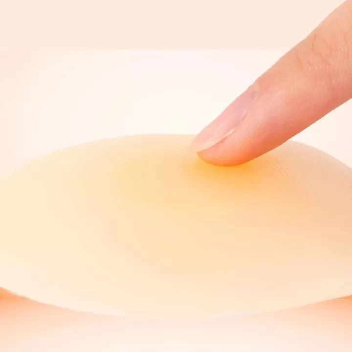 Miếng Dán Silicone Adore Nhũ Hoa Dán Ngực Tàng Hình Bám Dính Chắc Chắn - Adore Global