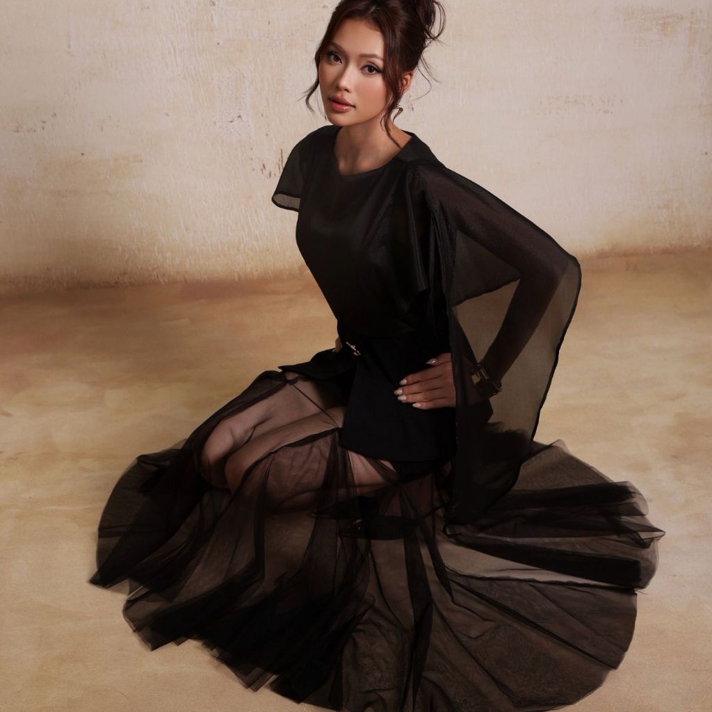 Orli Label |  Flare Skirt | Chân váy lưới đuôi cá Đen/Nâu