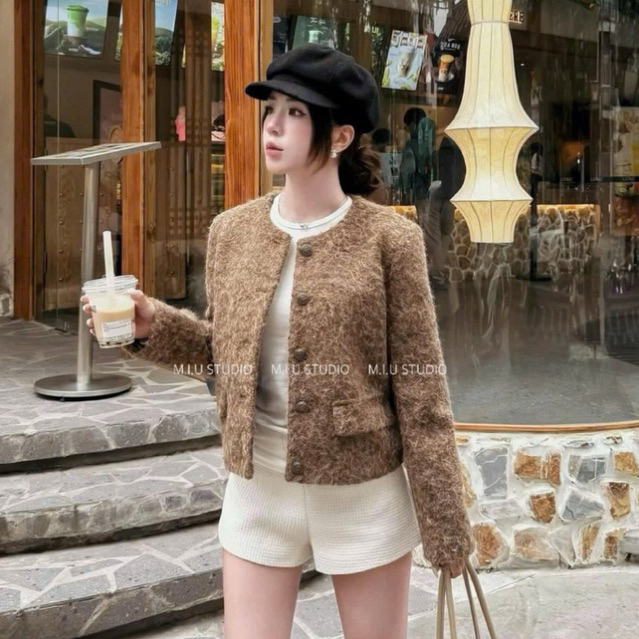 Áo dạ lông cổ tròn dài tay đính cúc kim loại phong cách vitage sang trọng ,Áo khoác nữ dáng lửng diện thu đông siêu xinh