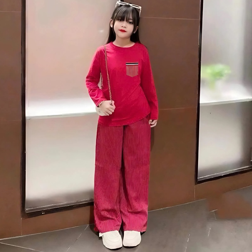 14-45KG,Sét bộ mùa thu cho bé gái đính túi trước ngực,phối quần kẻ,chất thun tăm co giãn thoải mái.M44