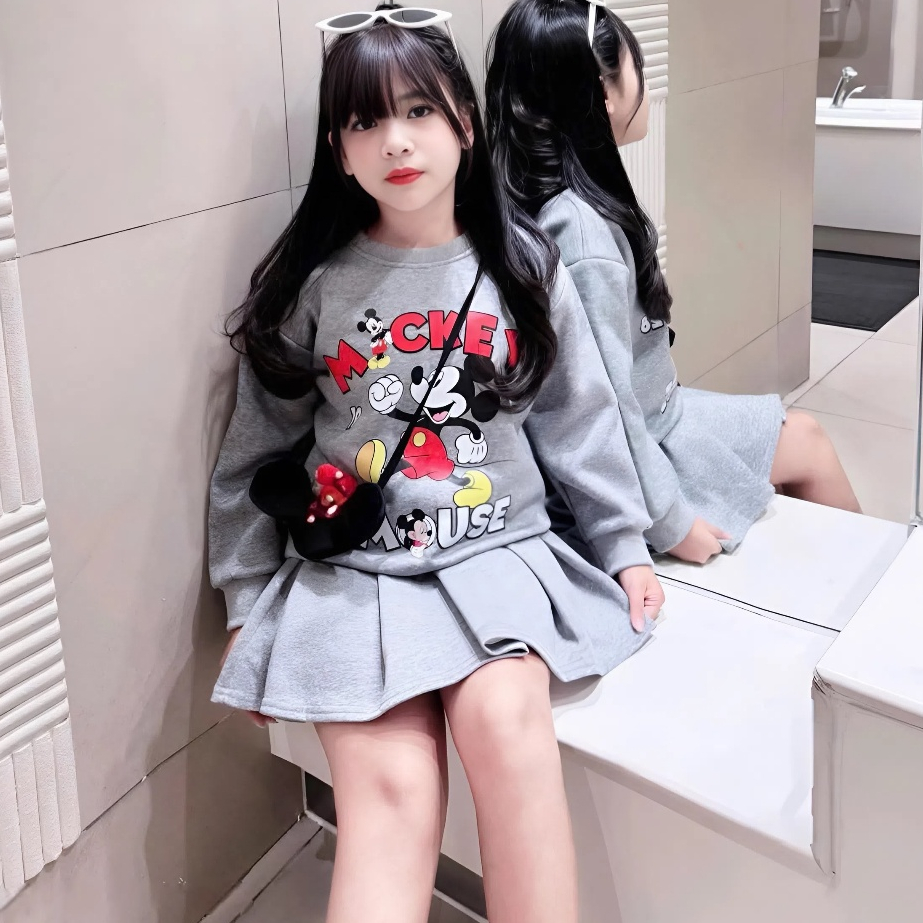 (Hàng loại 1).Sét váy nỉ xếp ly có lót bảo hộ cho bé gái in hình chuột,chất vải nỉ 2 da dầy dặn.V06