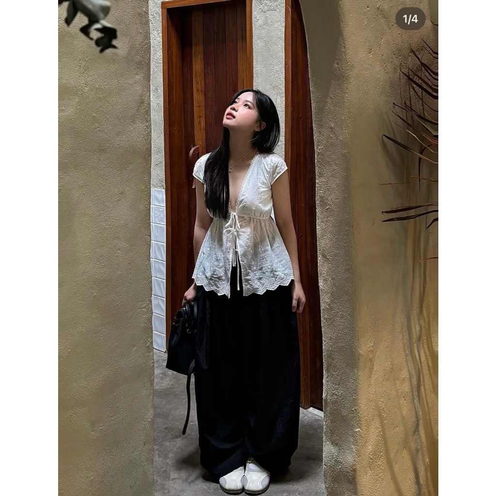 Áo Cổ V Voan Hoa Tay Hến Viền Ren Cột Dây Thắt Eo Sóng Hoa Nhí Điệu Đà NELO TOP SAN Clothings - P177