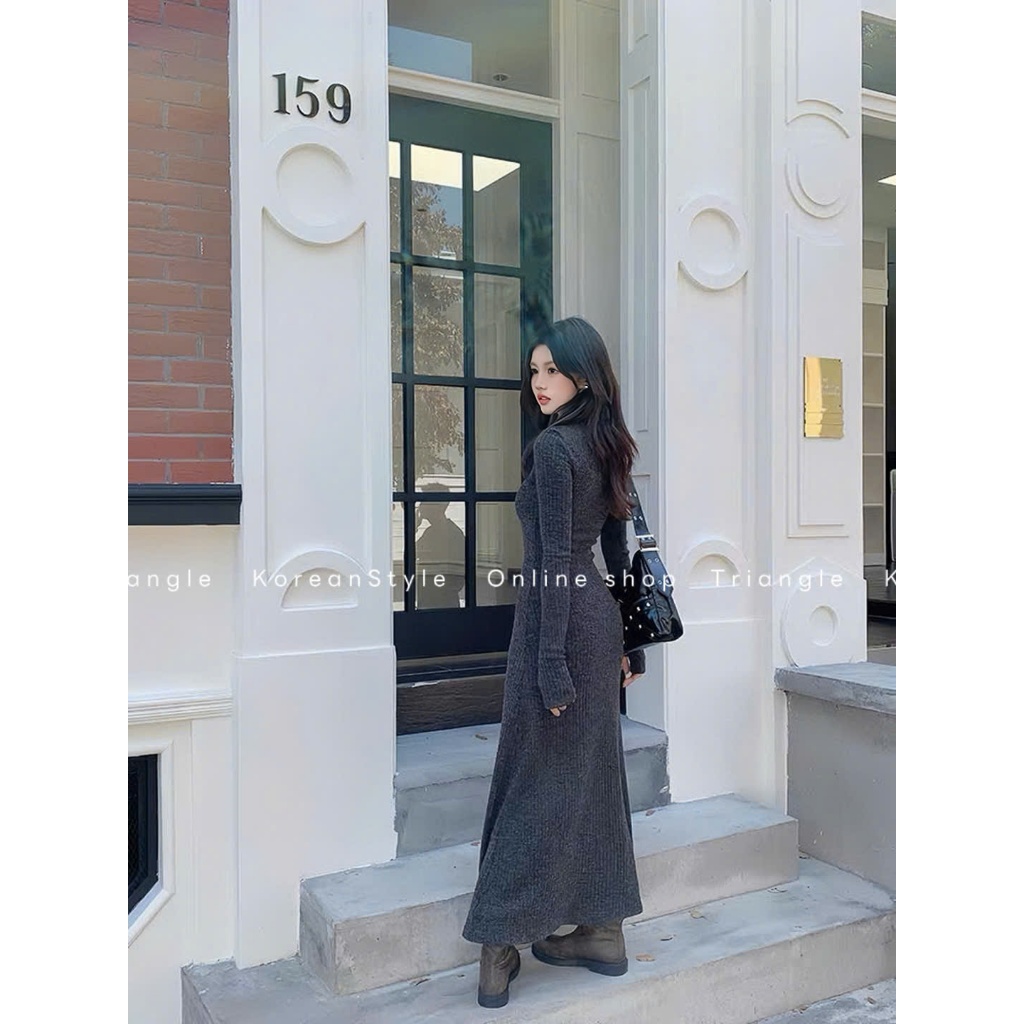 TRIANGLE - Simp Knitted Dress - Đầm len dáng dài phong cách Hàn Quốc basic, dễ mặc, chất len dày dặn và co giãn tốt