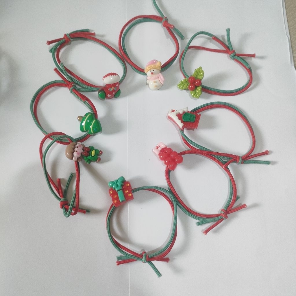 1 sợi dây cột tóc hình Noel Giáng Sinh an lành