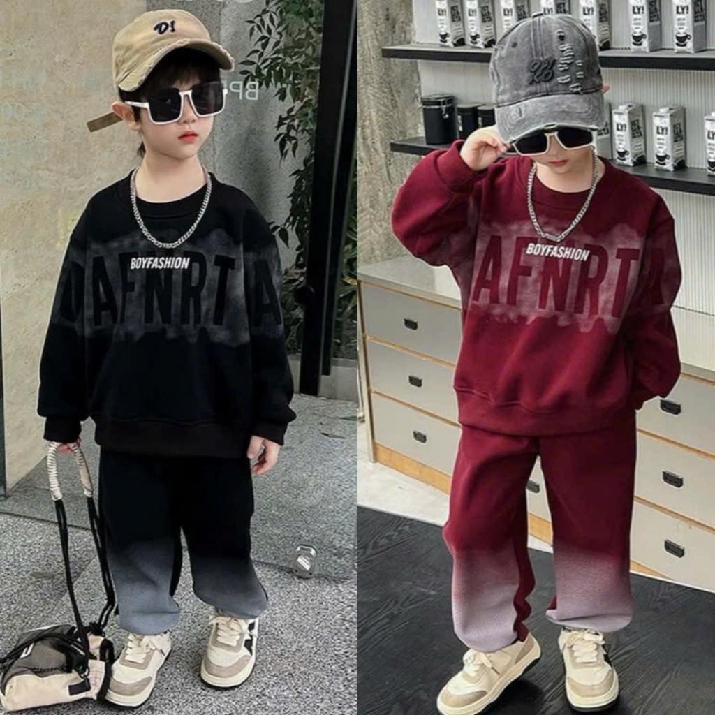 BỘ THU ĐÔNG DÀNH CHO BÉ TRAI , VỚI 2 MÀU DỄ MẶC ĐƯỢC LÀM TỪ CHẤT LIỆU NỈ BÔNG CAO CẤP . IN CHỮ LOANG TẠO NÊN VẺ NGOÀI SÀ