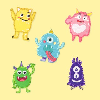 Bộ Patch Thêu Phong Cách Giúp Cá Nhân Hóa Vali, Túi Xách, Balo, Quần Áo - MIA Embroidery Patch Set 5 Đa Màu