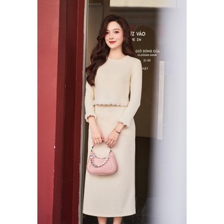 Áo Len Nữ Dáng Croptop Cổ Tròn Phối Viền Lông Phối Chân Váy Len Xốp Dáng Suông LAMER S61B24T003 S62T24T001