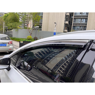 Vè Che Mưa BYD M6 Có Viền Inox Sáng Bóng Không Gỉ Loại Đẹp Và Dày