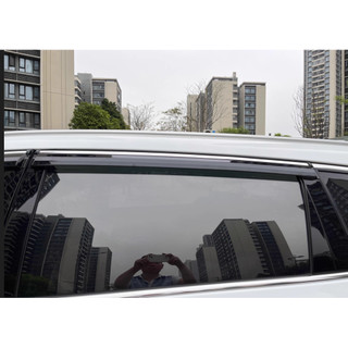 Vè Che Mưa BYD M6 Có Viền Inox Sáng Bóng Không Gỉ Loại Đẹp Và Dày