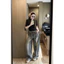 Quần jeans mài bạc đính đá dây đai