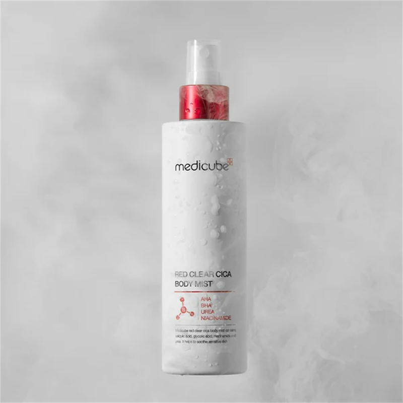 Xịt dưỡng thể cho da mụn medicube Red Clear Cica Body Mist 200ml -giảm vi khuẩn mụn trứng cá và làm dịu mụn trứng cá