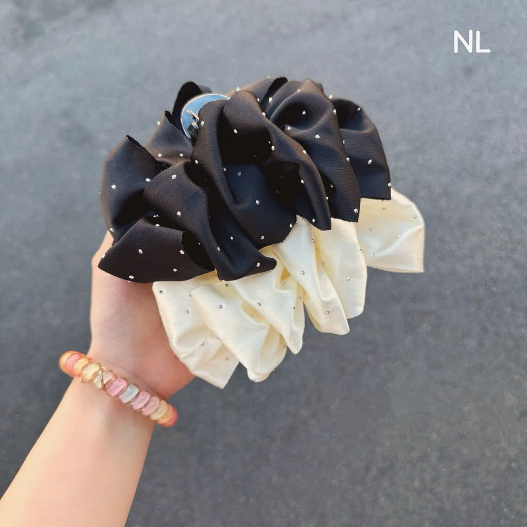 Kẹp Tóc Cá Mập Lụa Satine Xếp Ly Đám Mây Bồng Bềnh Sang Trọng Xinh Xắn Phụ Kiện Tóc Empoli