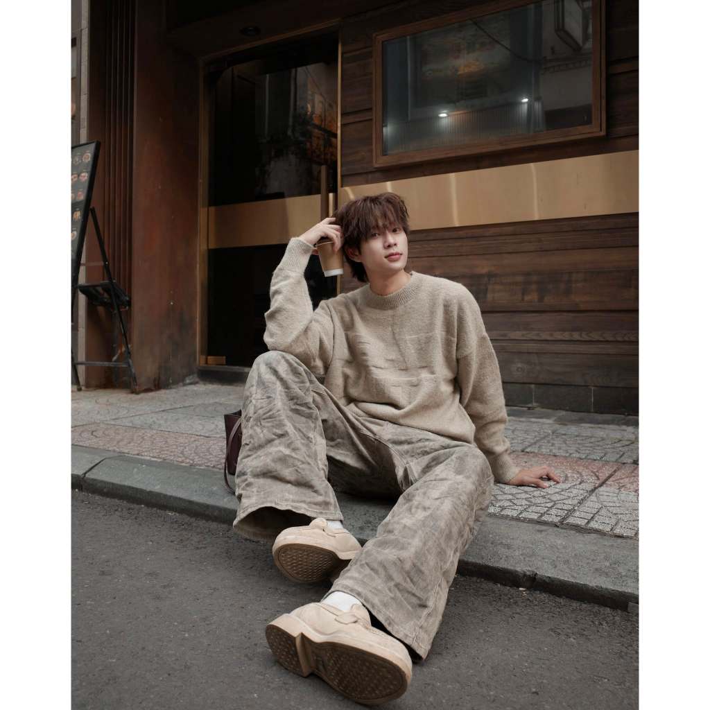 Áo Sweater Boxy SNAZZY Unisex Chất Liệu Sợi Len Chính Hãng - TUMBLEWEED KNIT | BigBuy360 - bigbuy360.vn