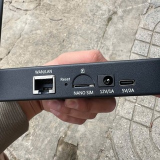 Bộ Phát WiFi 6 Từ SIM X600 – Vỏ Kim Loại, 6 Anten SMA, Hỗ Trợ Nano SIM, Tốc Độ 300Mbps
