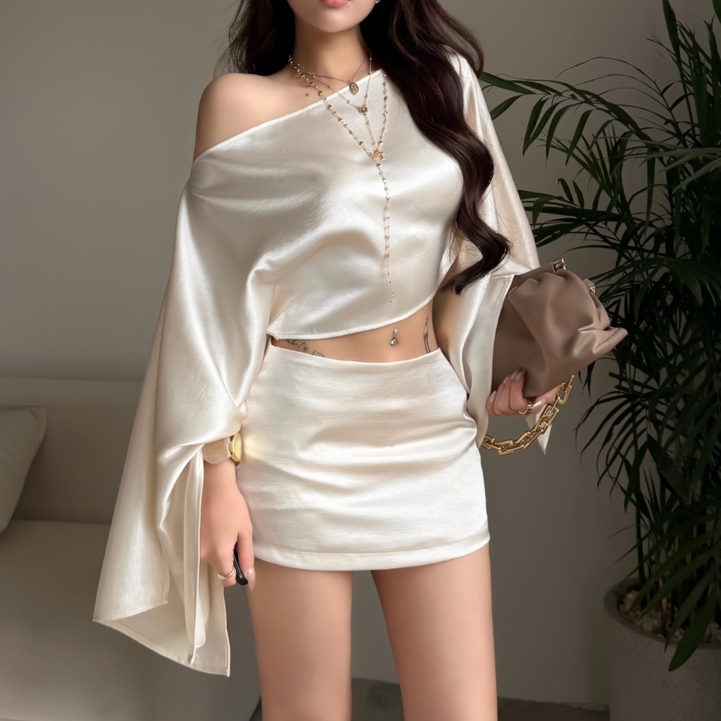 Chân váy Lụa chữ A CARAMEL FFCLUB cạp thấp