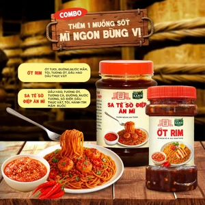 Combo 2 món gồm Ớt rim 140g và Sốt sa tế sò điệp 260g Làng Chài Xưa nguyên liệu tươi ăn mì rất ngon