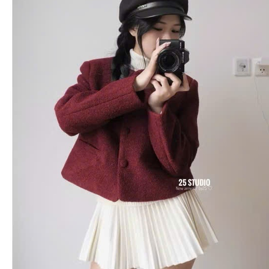 Áo Khoác dạ Tweed bông xù cúc bọc vải túi ngang SURAN TWEED màu đỏ burgundy mặc tết noel Aokhoacda1120 P0