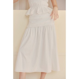Chân váy OLV cạp trễ dáng lửng bảng eo trẻ trung White Linen Flared Skirt phù hợp đi chơi đi làm
