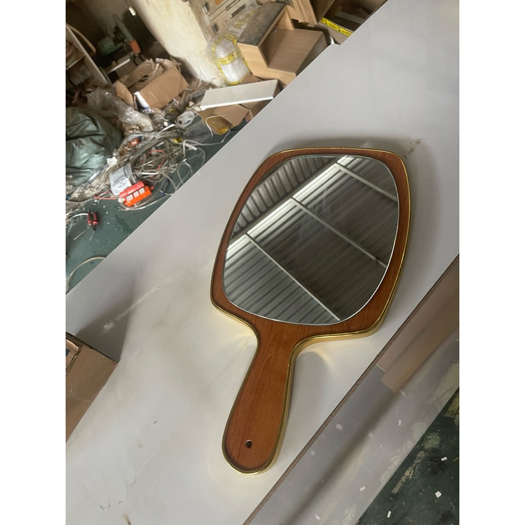 Gương soi gáy cho Barber Shop bằng gỗ
