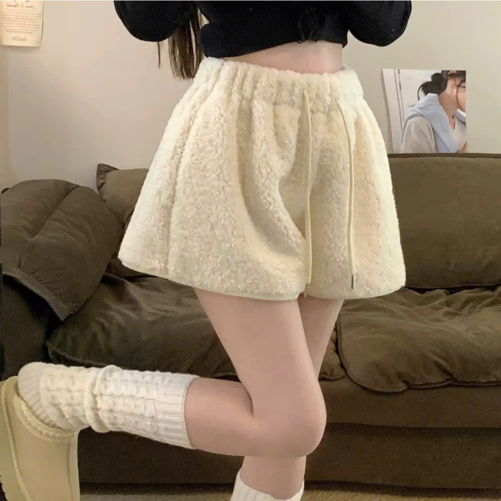 Quần Short Lông Cừu Cạp Chun Cao Cấp Ống Rộng Có Túi Gấu Vải Mềm Dễ Mix Đồ