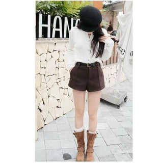 Quần Short Nữ ELEGANTE BOUTIQUE Viền Dọc Có Lót Trong Siêu Dày Dặn, Hack Dáng Đôi Chân Cực Tốt Mã 03065