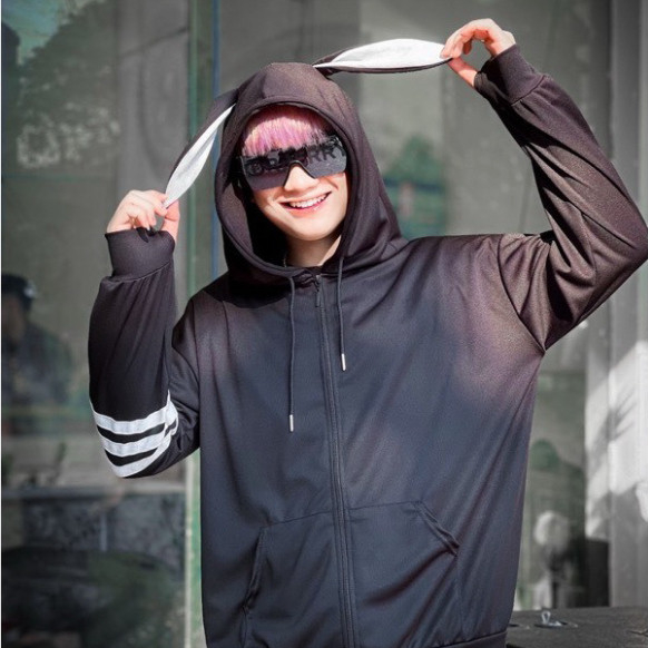 Áo Chống Nắng Unisex 4 vạch tay Tai Thỏ Mùa Hè Chất poly Co dán Thoáng Mát New 2025