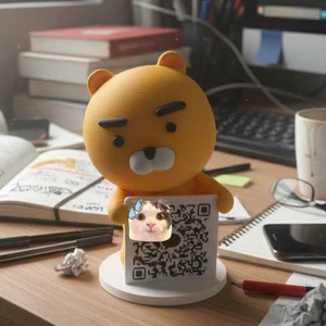 Mô hình nhân vật gấu Kakaotalk "Ryan" cầm bảng mã QR Kakaotalk