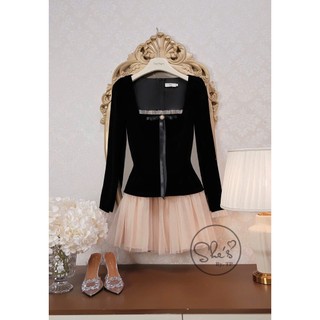 Váy nhung phối lưới xoè hàng 2 lớp dày dặn ôm eo lên form chuẩn phong cách tiểu thư nhẹ nhàng sang - Baotrang.clothes