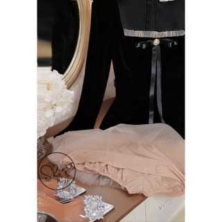 Váy nhung phối lưới xoè hàng 2 lớp dày dặn ôm eo lên form chuẩn phong cách tiểu thư nhẹ nhàng sang - Baotrang.clothes