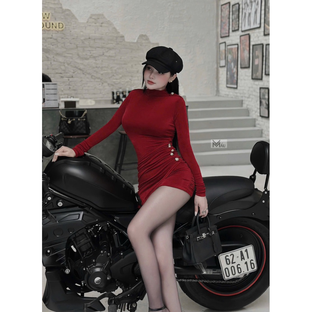Đầm body dài tay phối cúc dạo phố siu tôn dáng