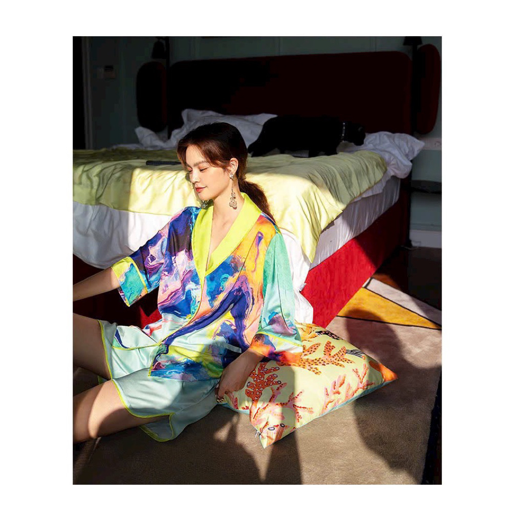 Bộ lụa đùi pyjama lụa mặc nhà màu sắc rực rỡ cao cấp