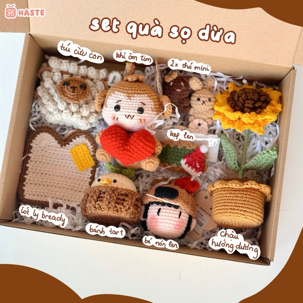 [BẢN GIỚI HẠN GIÁ CAO] Set Quà Mix Handmade Giáng Sinh Noel Christmas Bằng Len Móc Khoá Ví Chậu Hoa Tổng Hợp Đáng Yêu