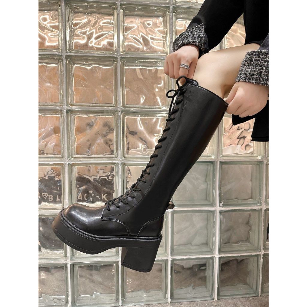 Boots Da Đen Cao Cấp Dáng Cao Gót Chunky 8cm