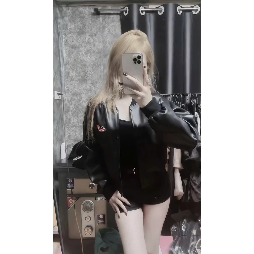Áo khoác da nữ bóng bẩy dáng croptop thêu Cờ AA đỏ siêu xinh xắn