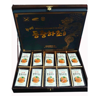Nước Uống Đông Trùng Hạ Thảo Pocheon Hộp Gỗ Đen (30ml x 60 Gói)