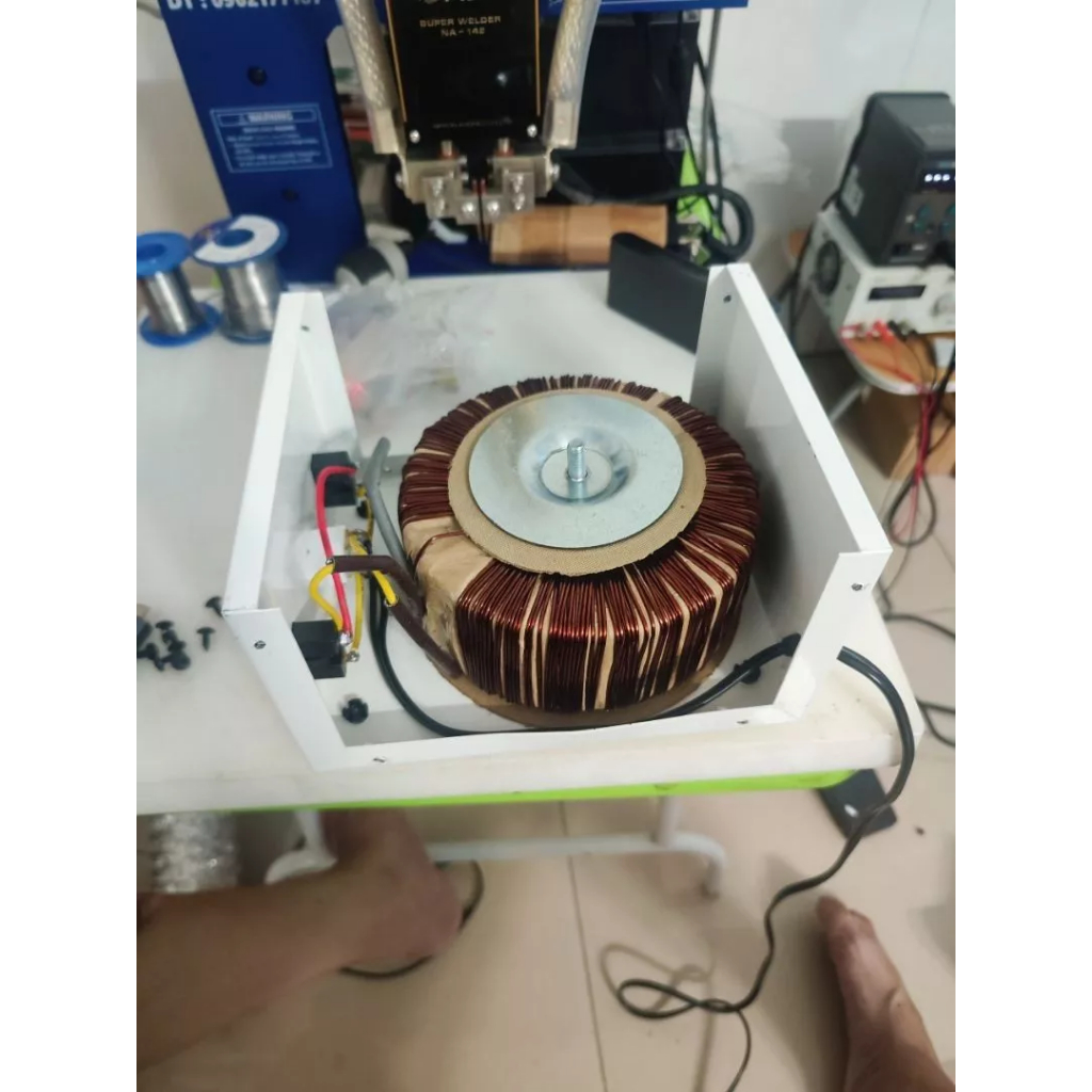 Bộ chuyển đổi điện 220V Sang  110V  Chuyên dùng cho đồ Nhật Bãi. Biến áp đổi điện 220V sang 100V