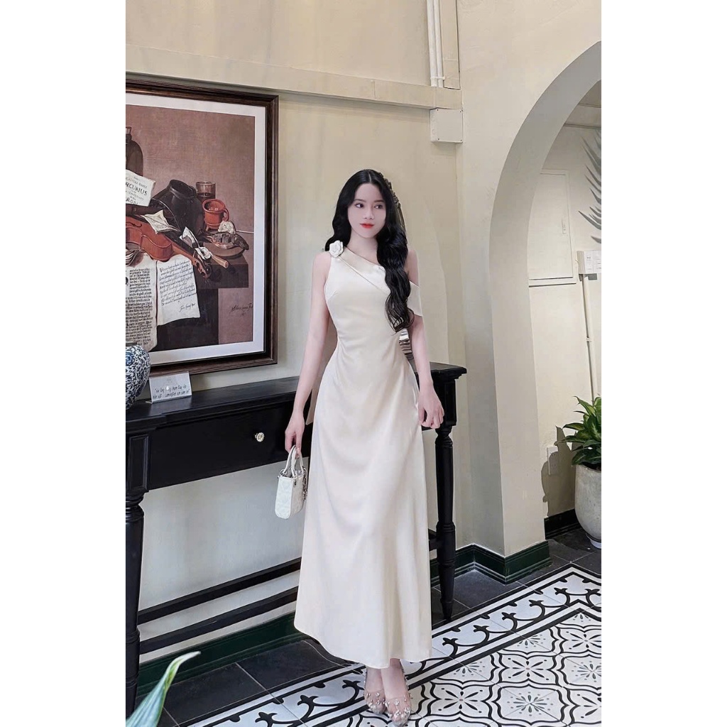 Đầm lệch vai tuyết nhung dáng dài sang trọng – form ôm tôn dáng, đầm dự tiệc – sự kiện siêu cuốn mẫu hot 2025