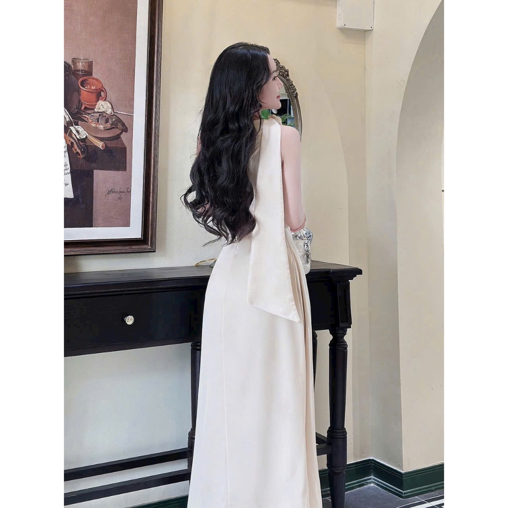 Đầm lệch vai tuyết nhung dáng dài sang trọng – form ôm tôn dáng, đầm dự tiệc – sự kiện siêu cuốn mẫu hot 2025