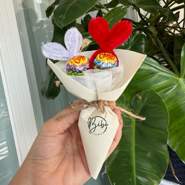 Hoa kẹo mút kẽm nhung couple chupa chup: N09 dùng làm quà tặng 8/3, 20/10, noel, giáng sinh, 14/2, valentine.