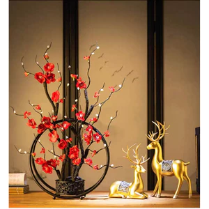 Bình hoa mai gốm sứ phong cách decor sang trọng