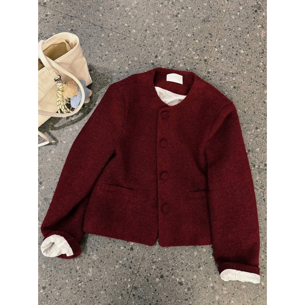 ZIMM STORE -Áo Khoác Đỏ Đô Tweed Dáng Ôm Sang Trọng Mix Cùng Chân Váy