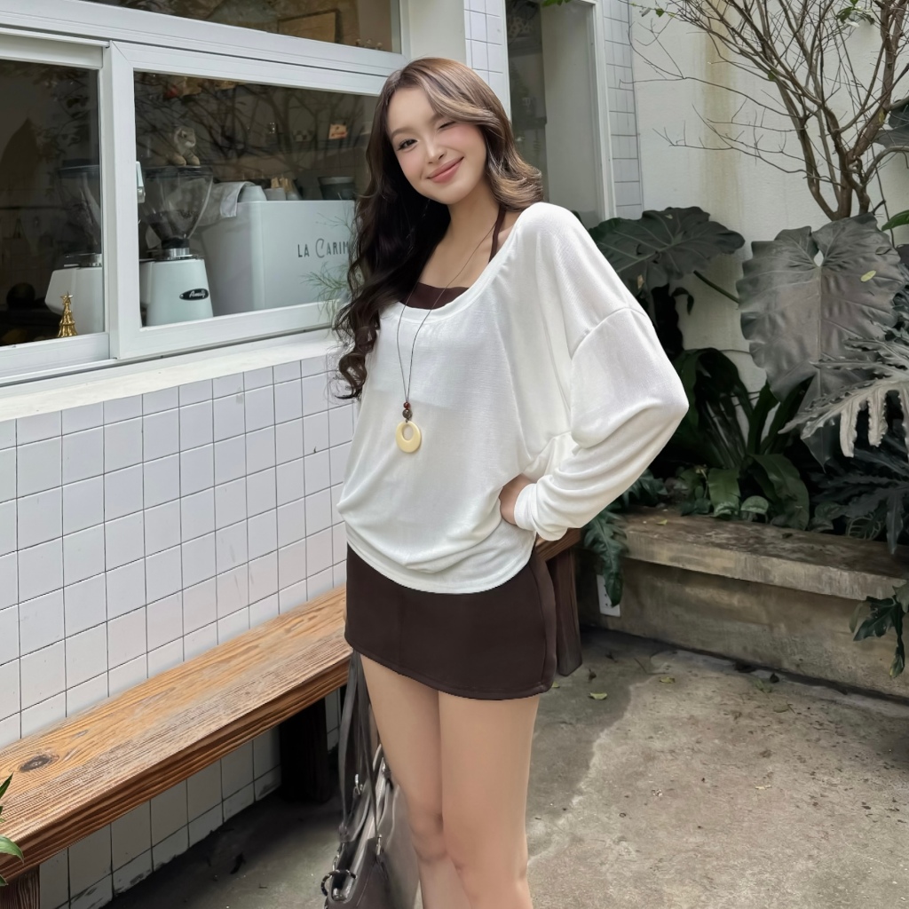 Set Áo Thun Dài Tay Cổ Rộng Chữ U đi kèm Chân váy Poly FFCLUB