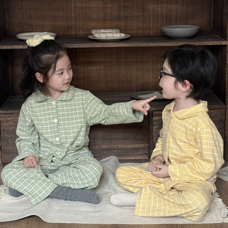 Bộ thu đông cho bé trai bé gái Batala Kids, SET PIJAMA KẺ CARO 5 MÀU LÓT LÔNG MỀM CHO BÉ từ 10-25kg