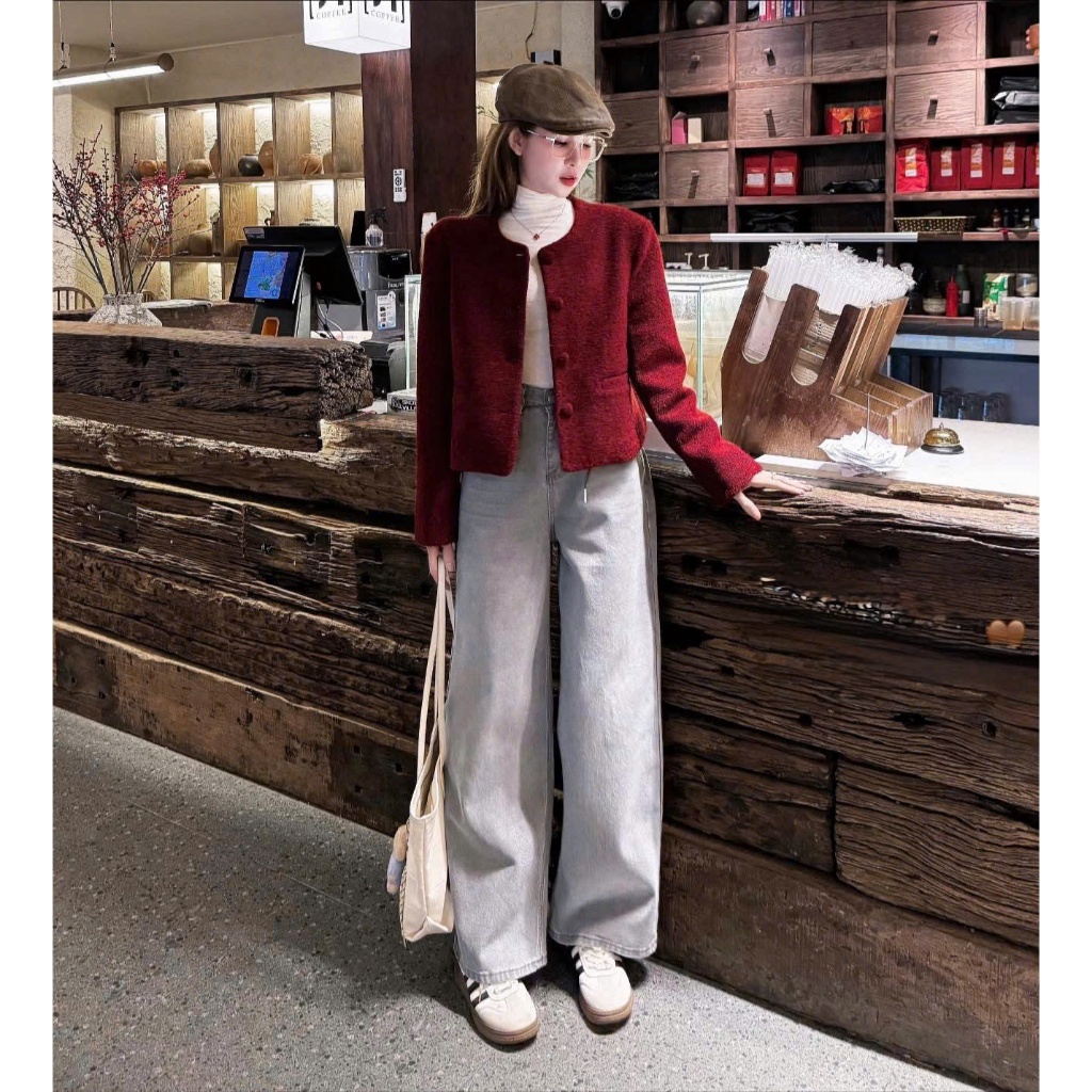 ZIMM STORE -Áo Khoác Đỏ Đô Tweed Dáng Ôm Sang Trọng Mix Cùng Chân Váy