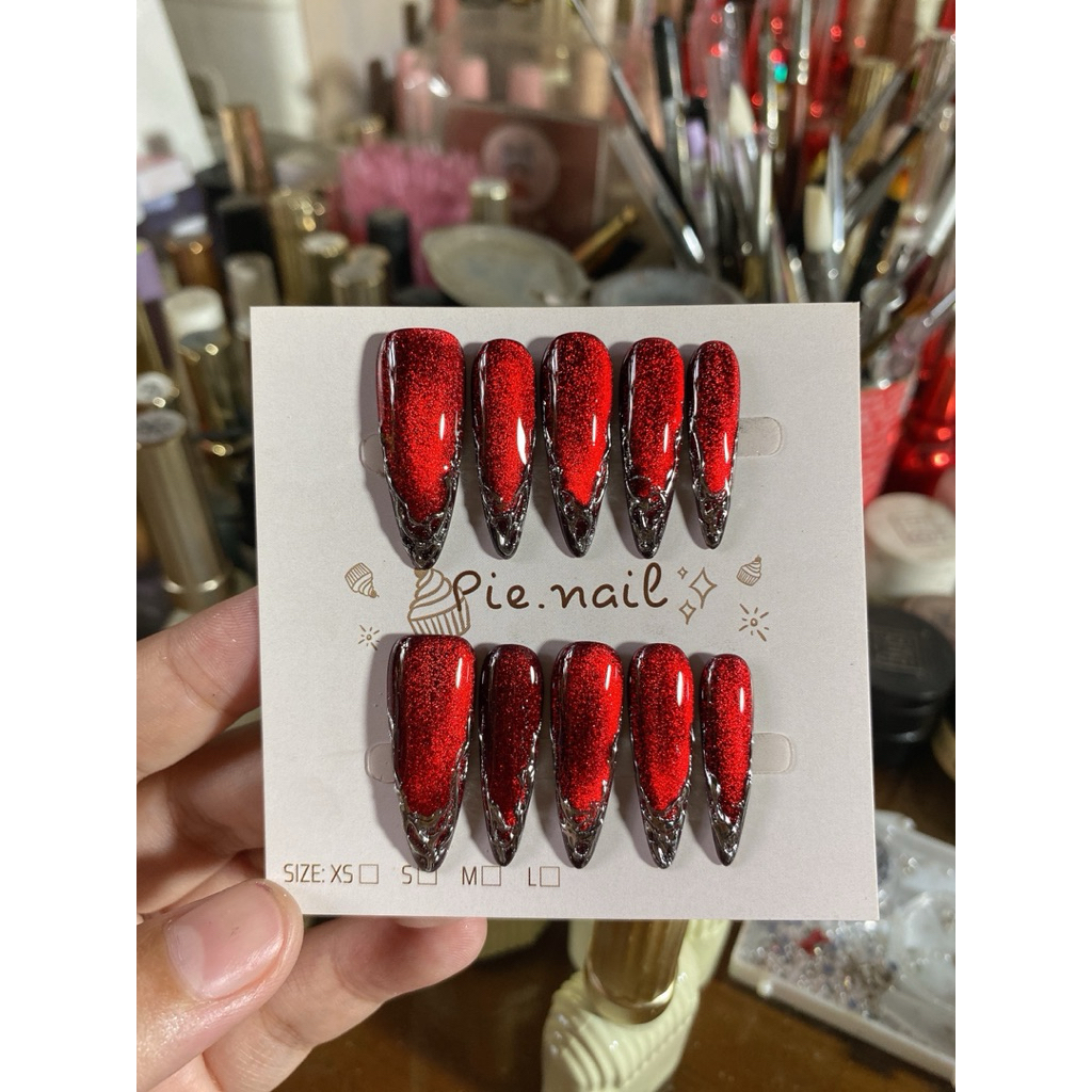 448-1. nailbox mắt mèo đỏ, viền fen tráng gương, siêu bắt sáng